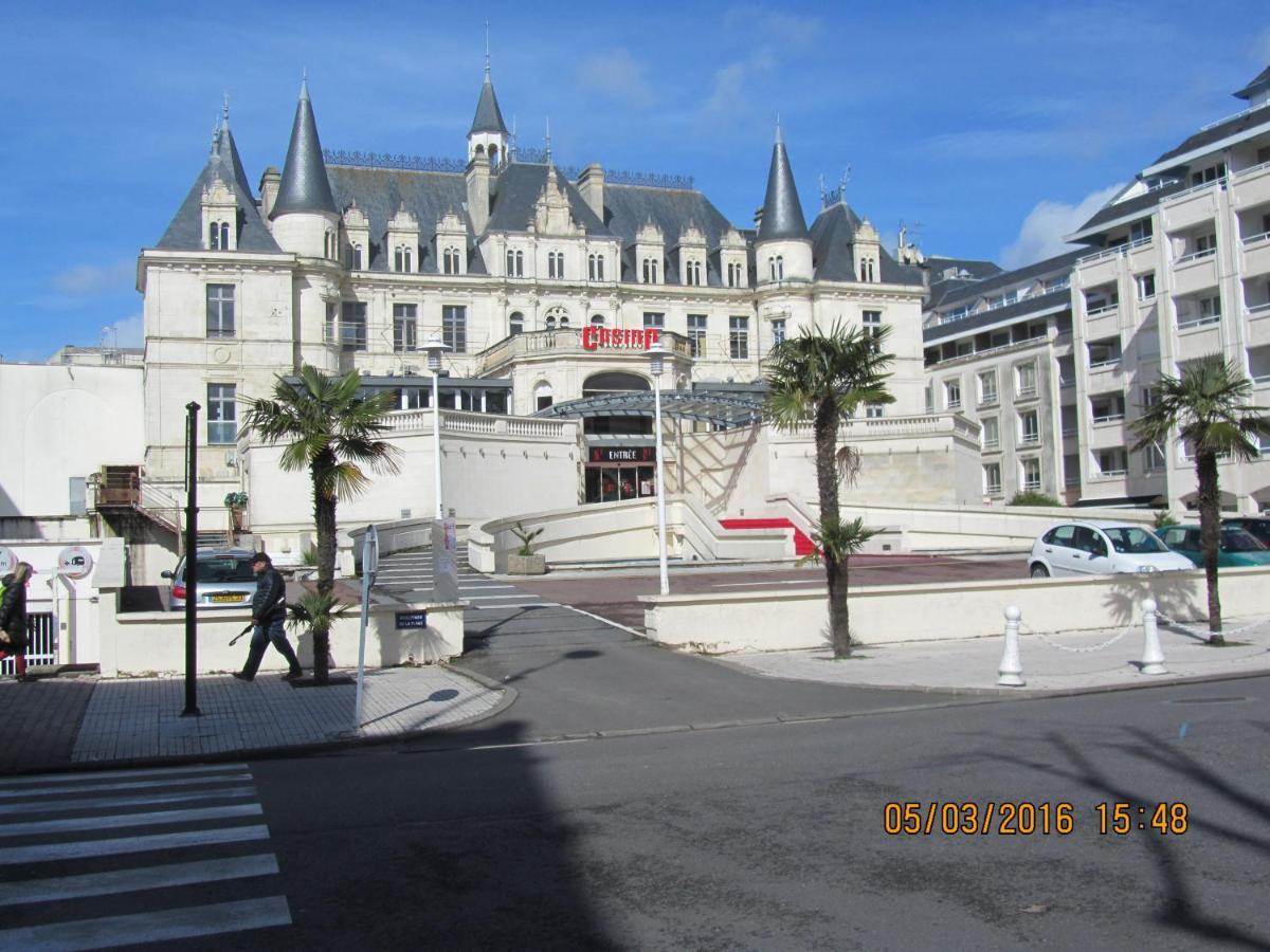 Studio En Centre Ville, Place De Parking Privee Arcachon Luaran gambar